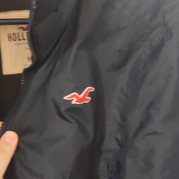 Navy blue Hollister wind breaker - Picture 3 of 3